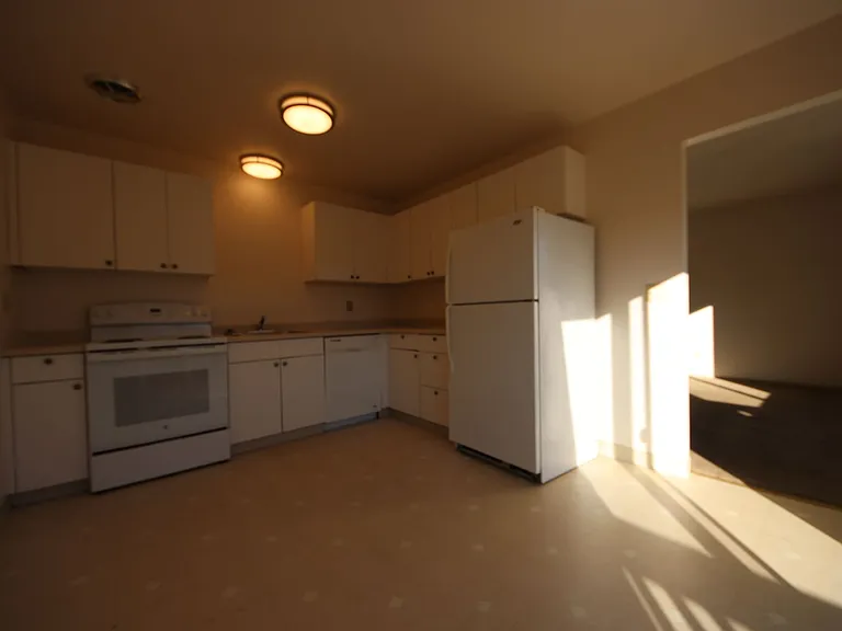 616 Molalla Ave — Photo 6
