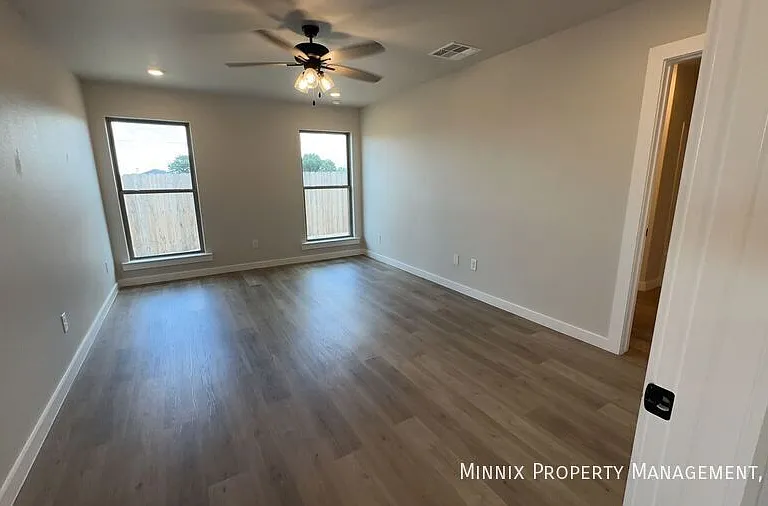 3526 Turner Ave — Photo 11