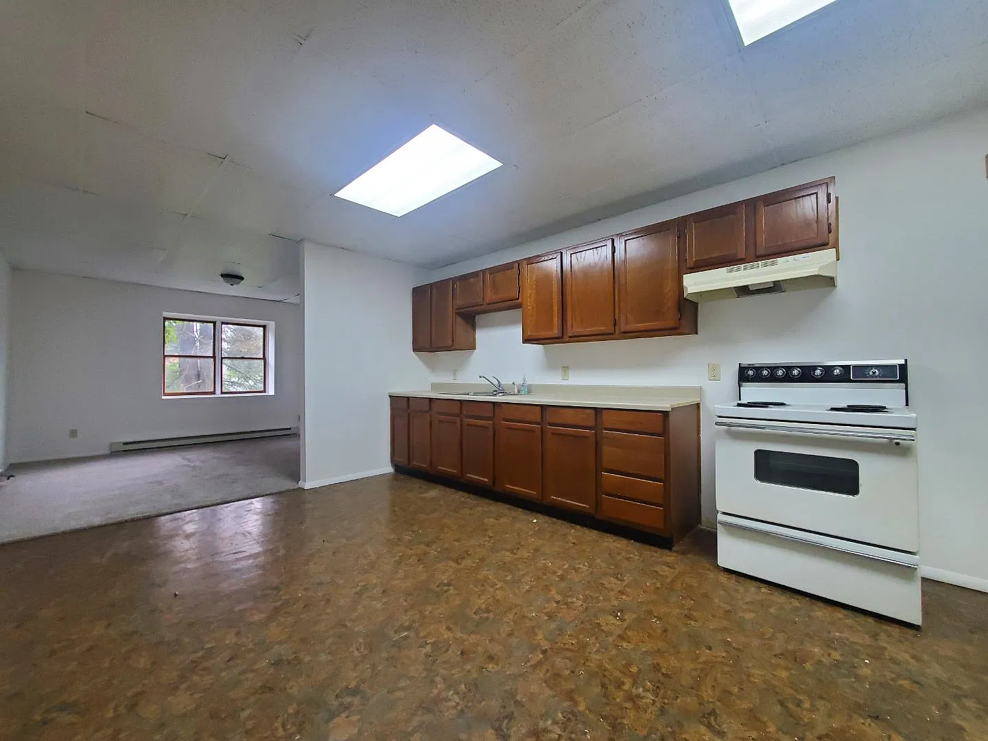 612 Dorey Street - 7 — Photo 4