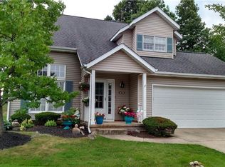 1475 Windrow Ln #12-6, Broadview Heights, OH 44147