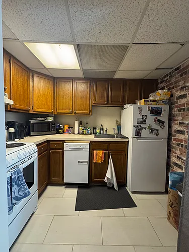 464 Commonwealth Ave Photo 1