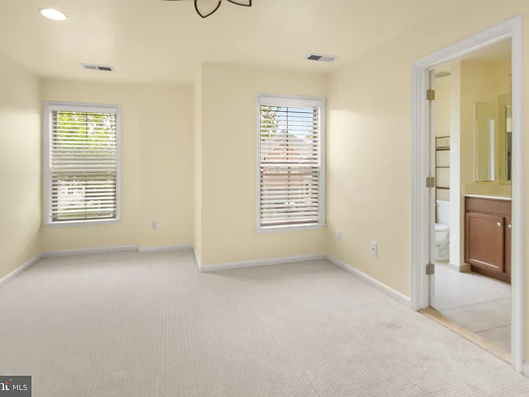 24839 Somerby Dr — Photo 28