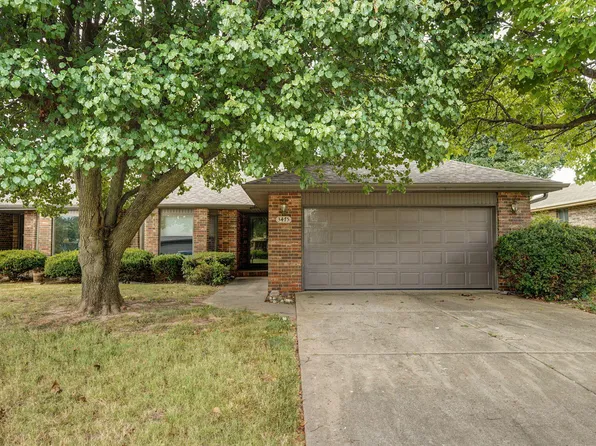 3475 S Welwood Avenue, Springfield, MO 65804