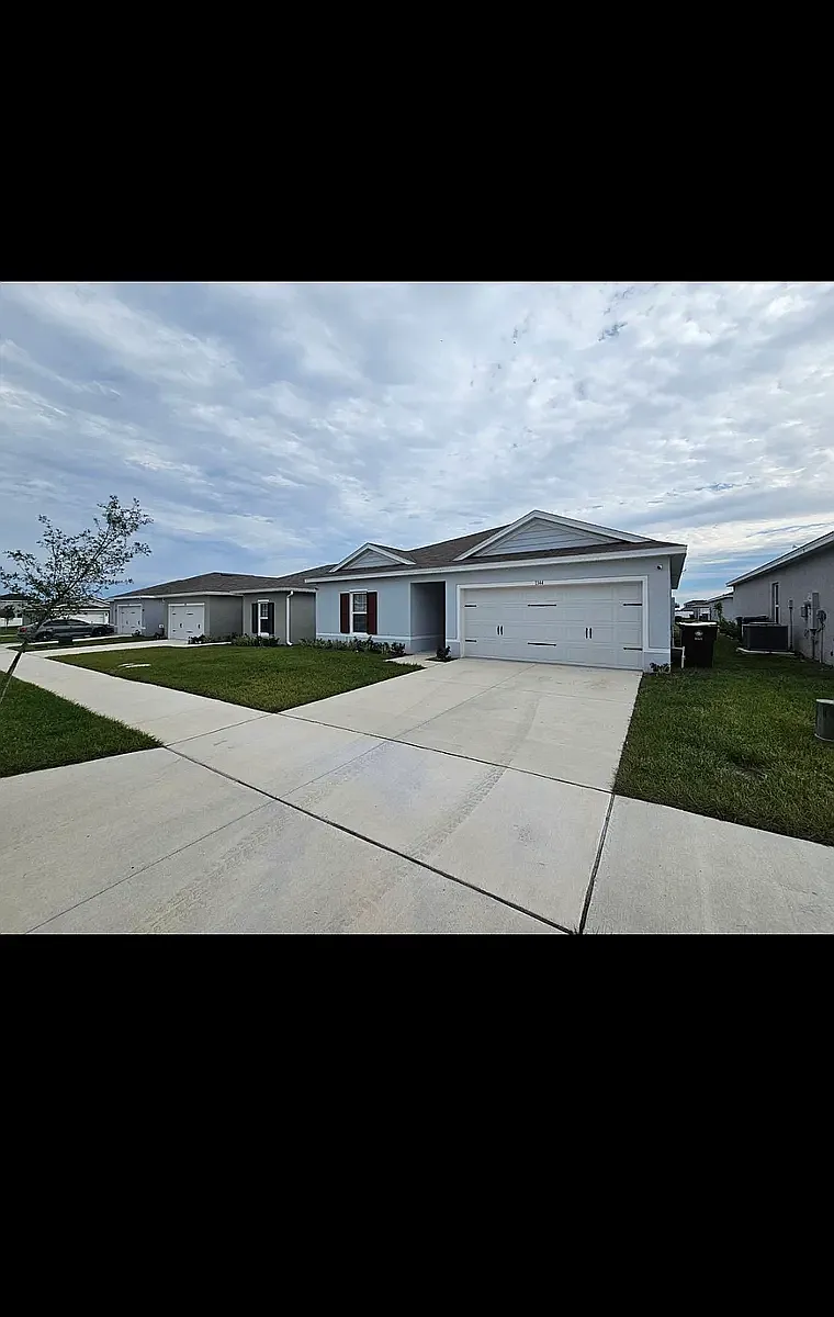 Building Photo - 1344 Madison Cir