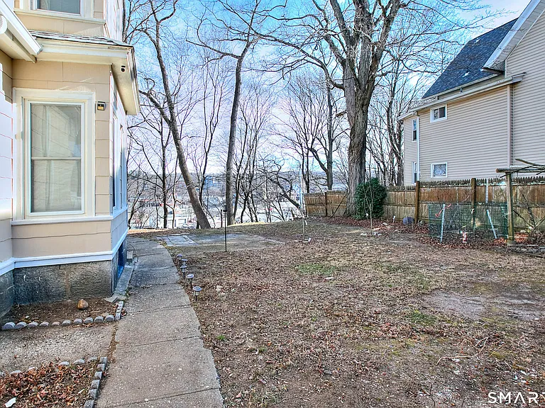 56 Franklin St — Photo 6