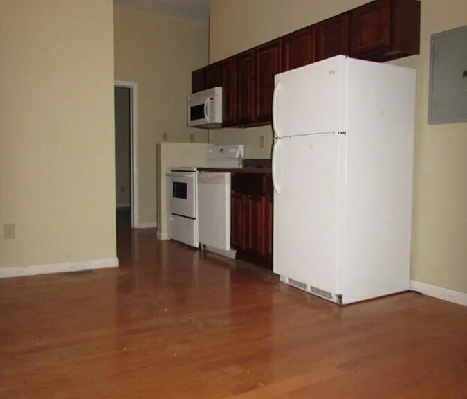 436 N 32nd St #1 — Photo 2