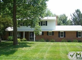 1725 Ambleside Rd, Jackson, MI 49203