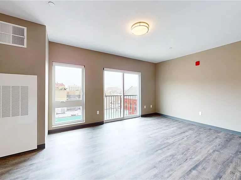 1450 5th Ave #202 — Photo 19