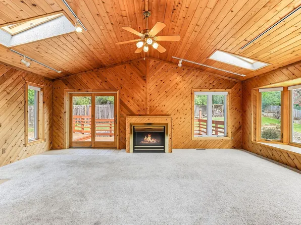 2408 Friendship Ln, Burnsville, MN 55337