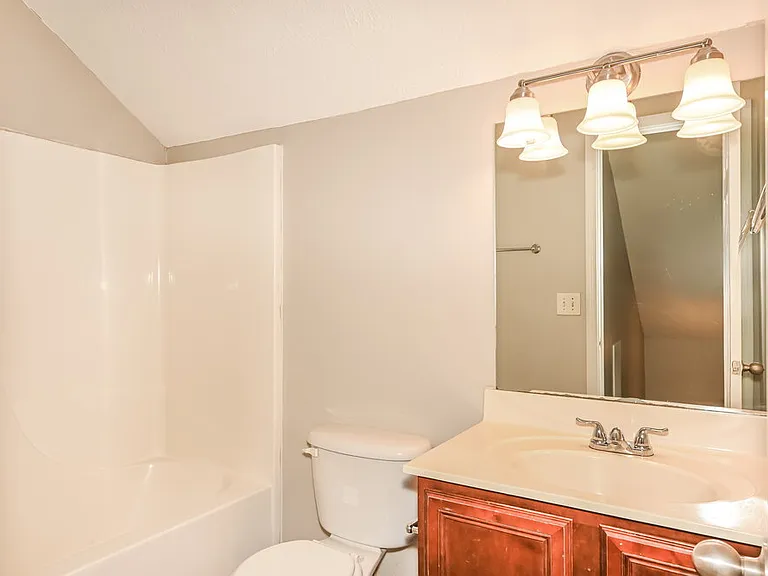 1303 Tonya Dr — Photo 16