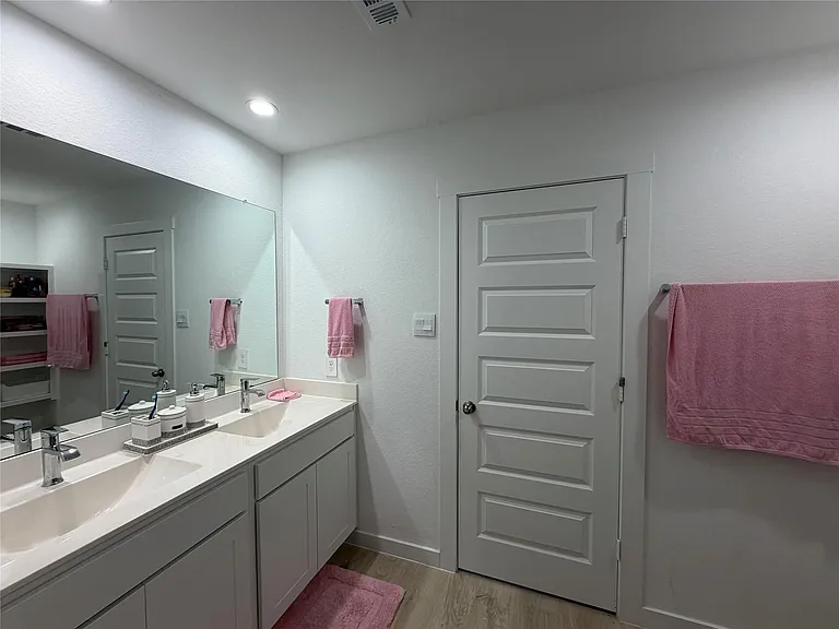 4986 Edgewood Dr — Photo 15