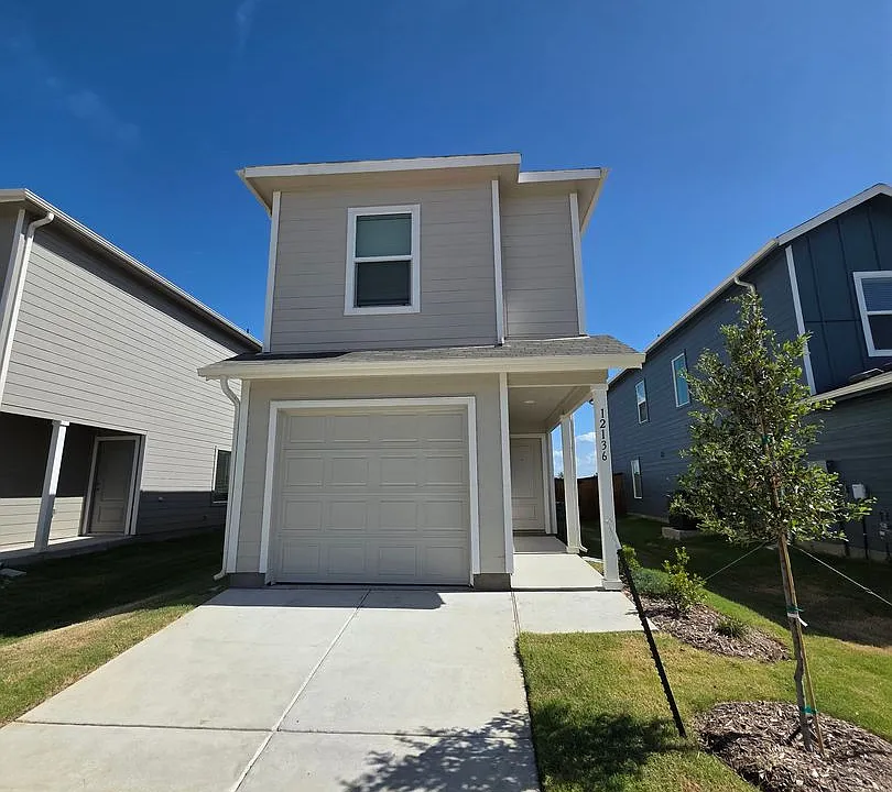 12136 Morgan Dr