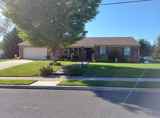 830 E Walnut St, Hanover, PA 17331