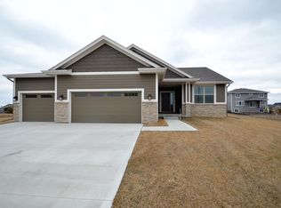 1316 NE Cold Harbor Dr, Ankeny, IA 50021