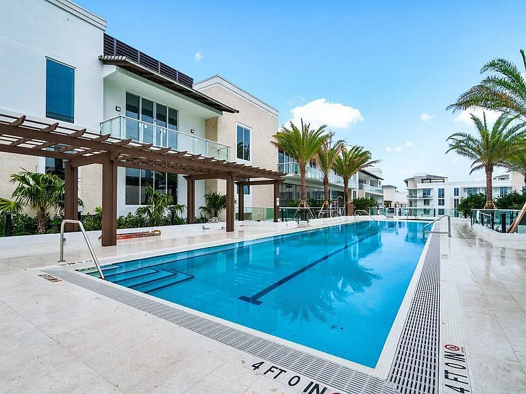 220 SE Mizner Blvd #604 — Photo 48