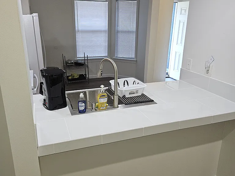 2553 White Horse Rd E — Photo 2