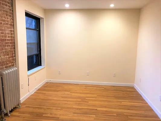 Rented by Bruma Realty LLC | media 6