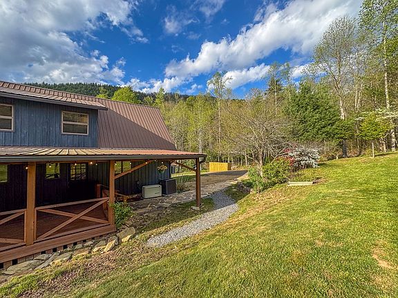 54th image of 3956 Franks Creek Rd