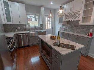 2214 Cross St, Philadelphia, PA 19146