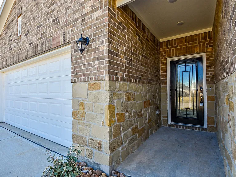5715 Aurora Greens Ln — Photo 4