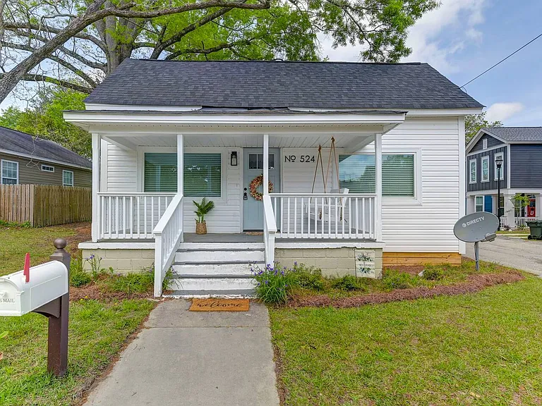 524 Spring St — Photo 1