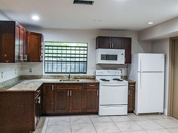 2nd image of 3521 NW 9th Ct