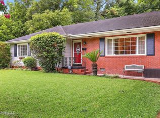 1805 Edna Dr, Vicksburg, MS 39180