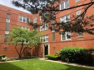 2406 W Farragut Ave APT 3A, Chicago, IL 60625