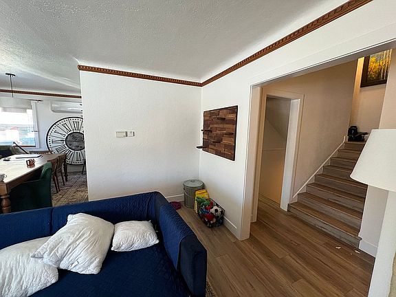 4th image of 2755 E Hillsden Dr