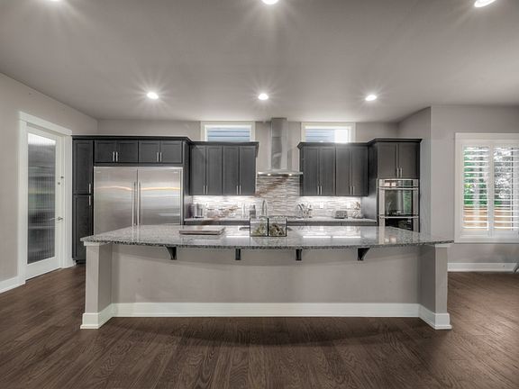 5th image of 13707 187th Avenue Ct E
