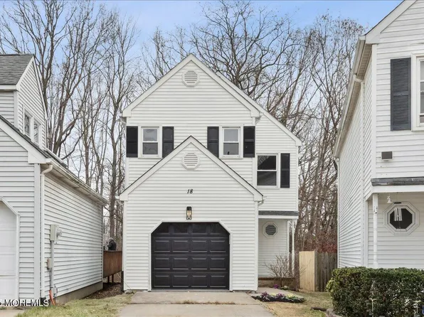 18 Oak Knoll Drive, Matawan, NJ 07747