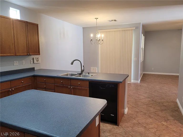 10564 Moultrie Ave — Photo 13