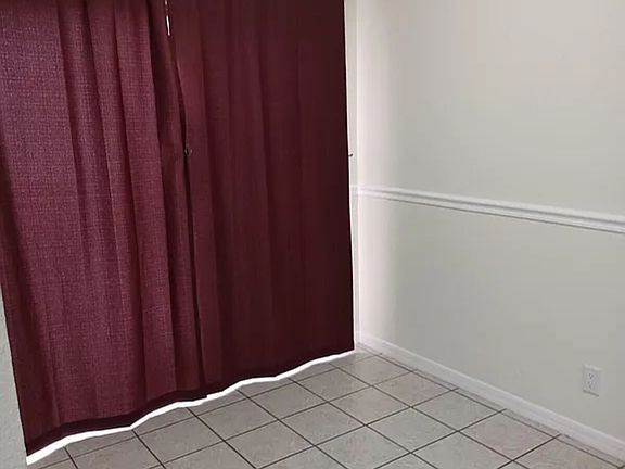 3rd image of 1824 Figtree Dr