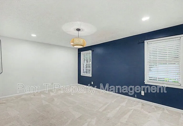 1332 Grace Dr — Photo 25