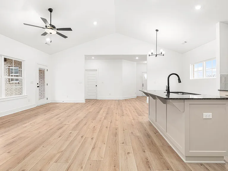 6812 Fir St — Photo 38