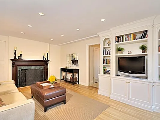 Sold by Helen Downey, LREB | media 12