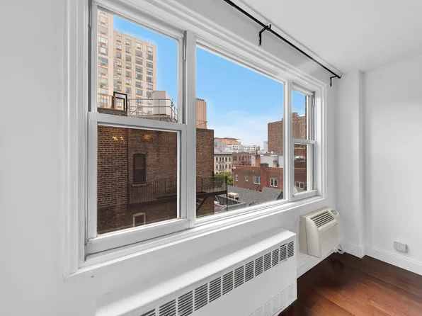 1270 5th Avenue image 2 of 11