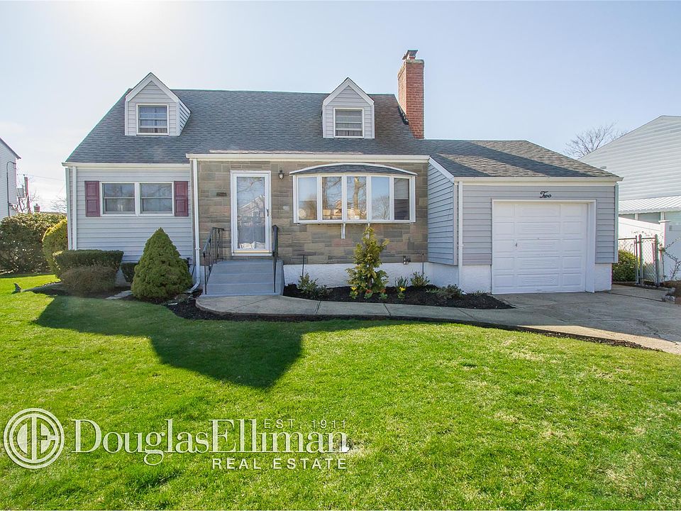 1st image of 2 Shelley Ct