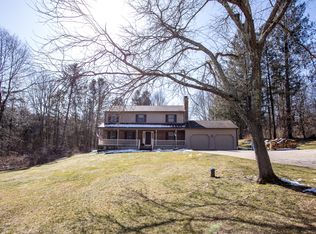 51 White Plains Rd, Norwich, CT 06360