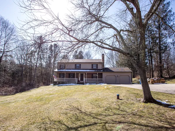 51 White Plains Road, Norwich, CT 06360