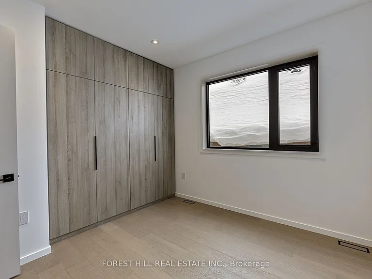 42 Cameron Ave — Photo 25