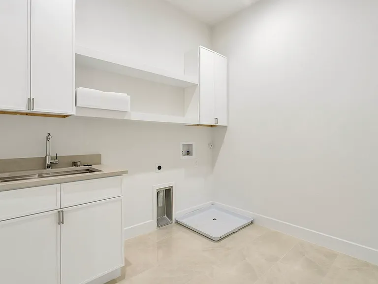 3813 Cortez Dr — Photo 15