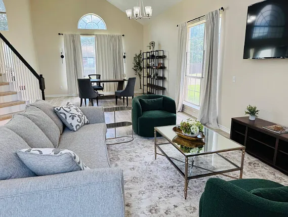 5615 Andalusia Trl