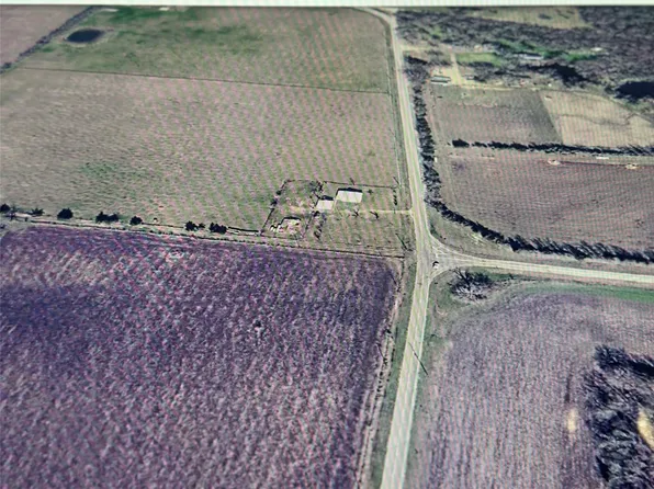 9788 Farm Road 128, Ben Franklin, TX 75415