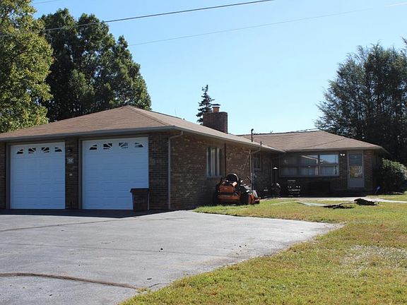 5th image of 290 Canterbury Dr