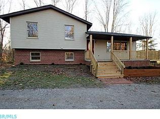 22885 State Route 180, Rockbridge, OH 43149
