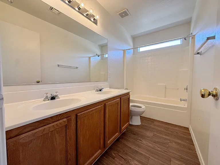 6036 W Wood St — Photo 24