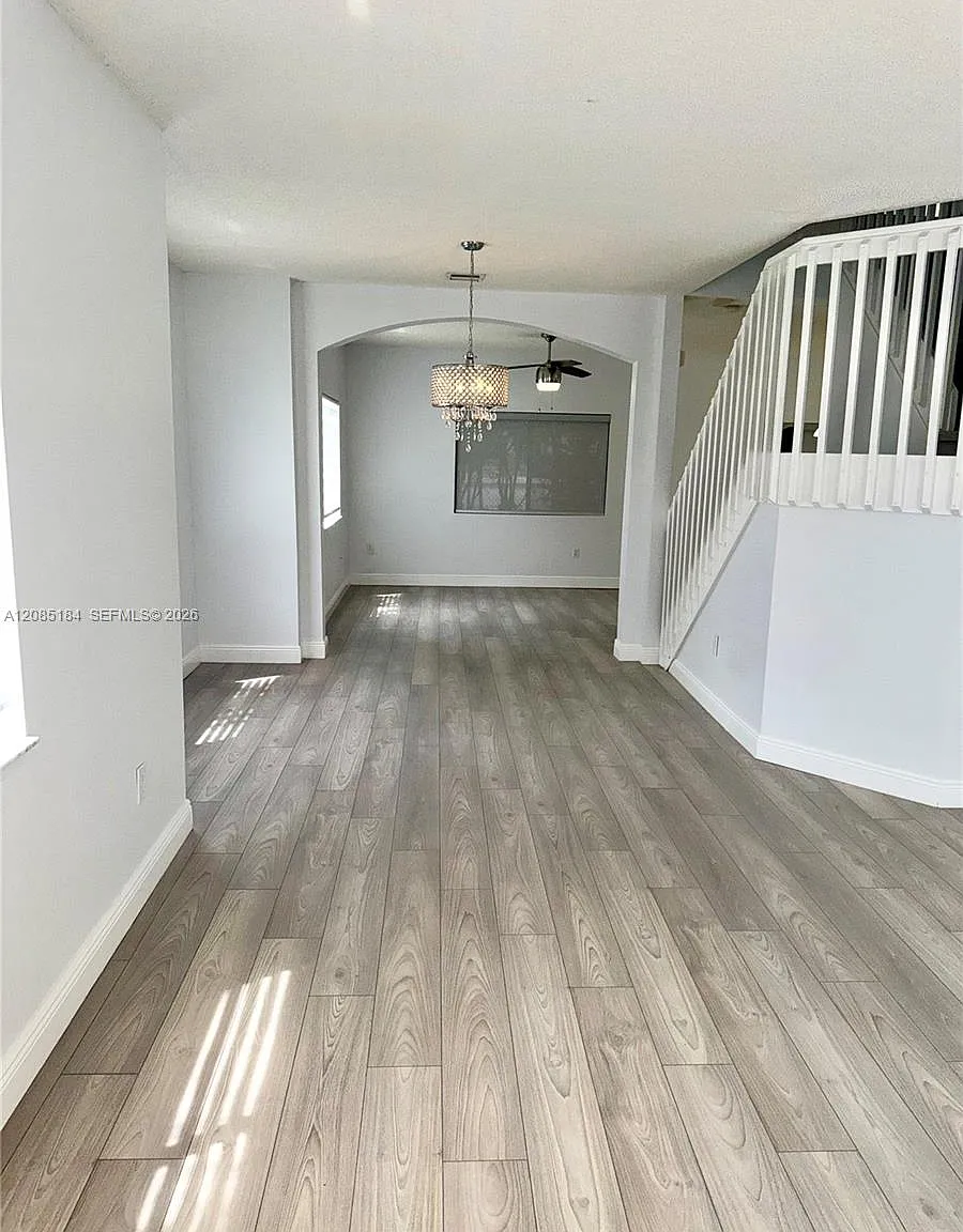 4 bed, 2.5 bath, 1666 sqft, $3,300 — Photo 3