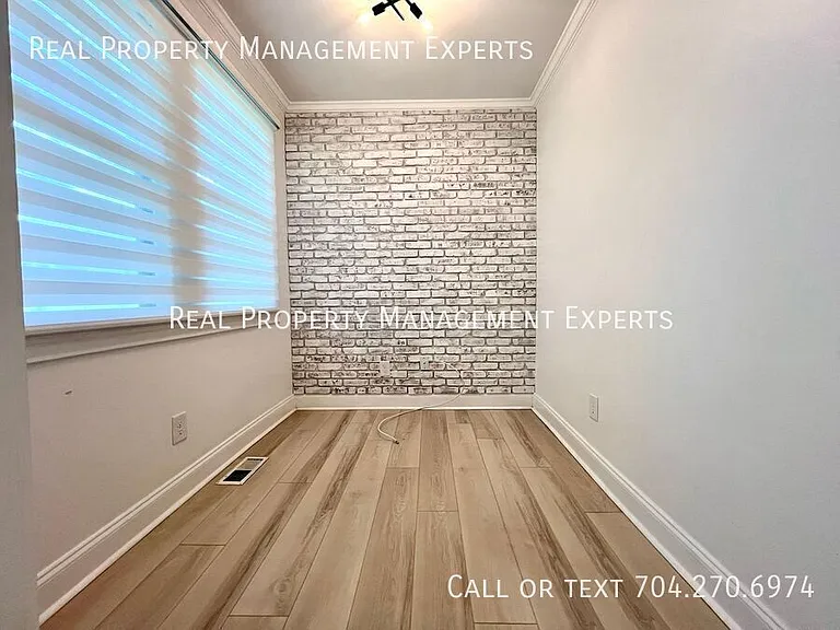 2710 Kendrick Ave — Photo 10