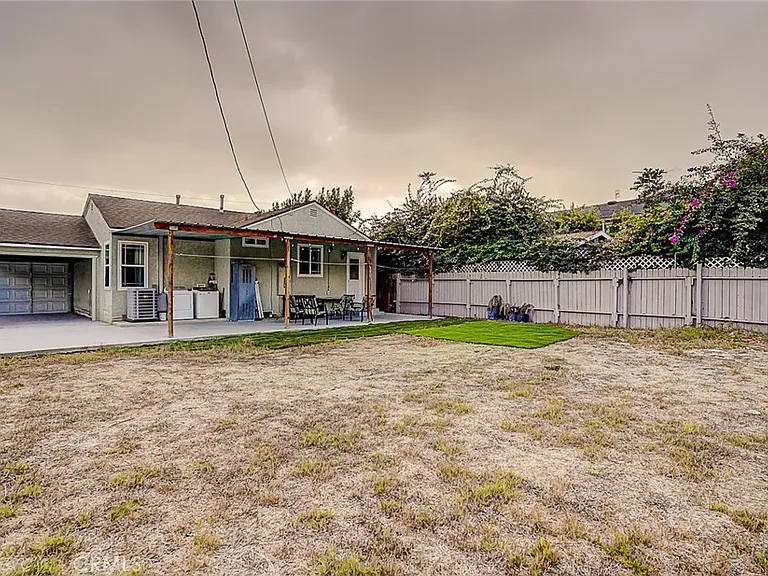 4909 W 117th St — Photo 58